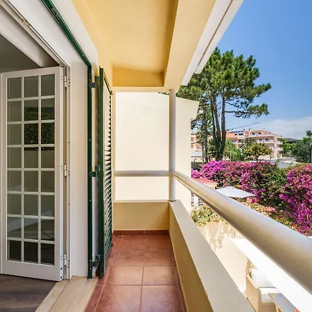Seafront Unit 2 Villa