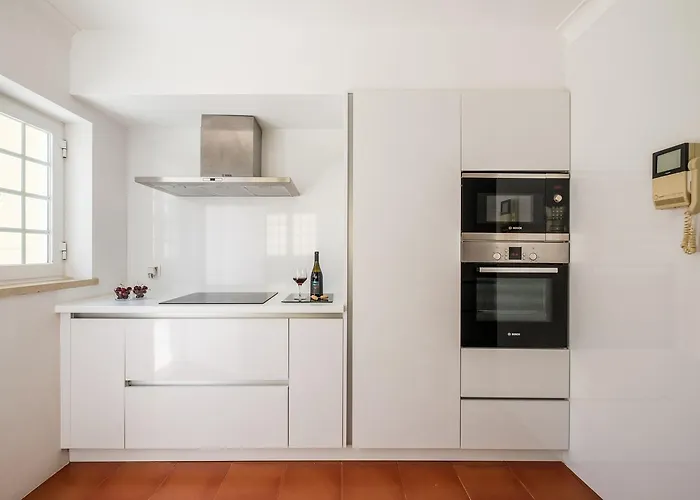 Seafront Unit 2 Villa