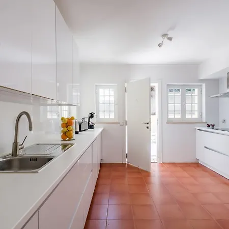 Villa Seafront Unit 2