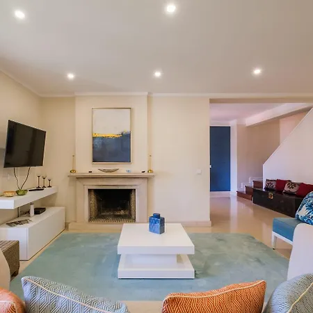 Villa Seafront Unit 2