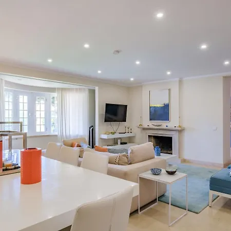 Villa Seafront Unit 2 Cascais
