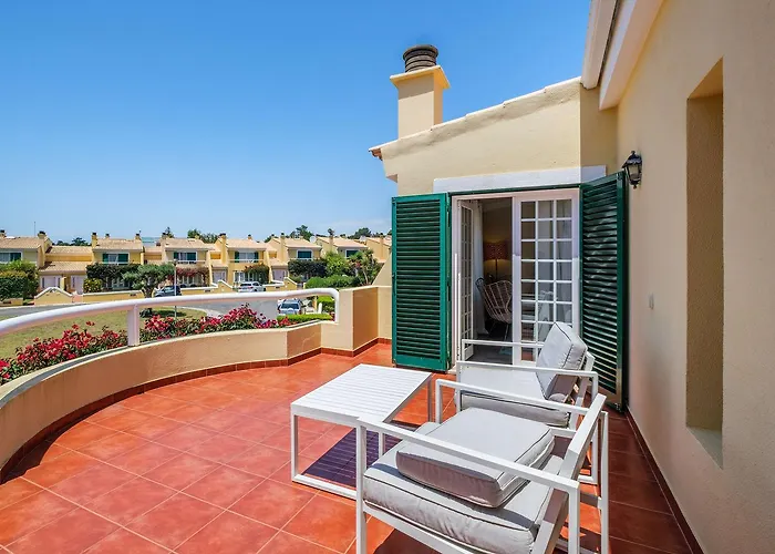 Seafront Unit 2 Вилла