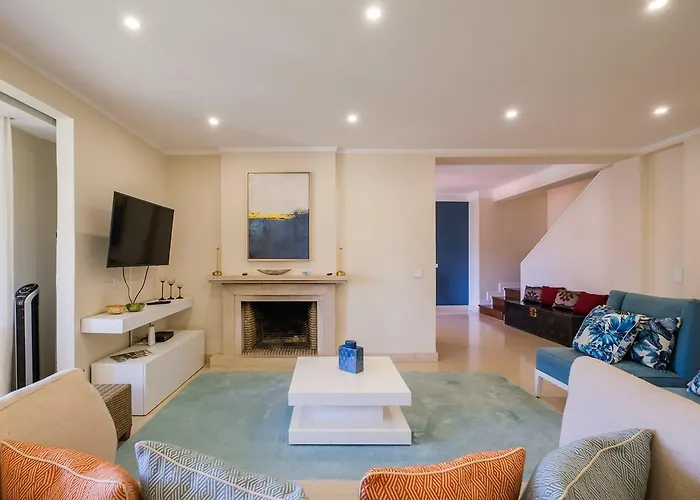 Vila Seafront Unit 2