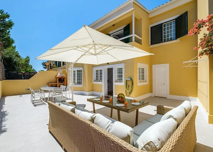 Vila Seafront Unit 2 Cascais