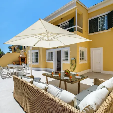 Villa Seafront Unit 2 Cascais